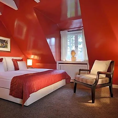 Village Hotel
